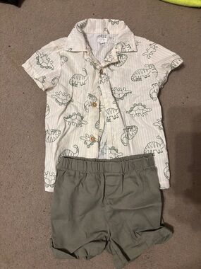 5 for $25Tahari Baby White Shirt with Green Dinosaur Motif